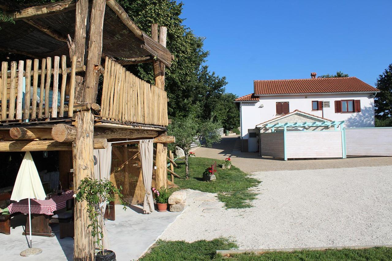 Apartment Modrusani 1561 Žminj エクステリア 写真