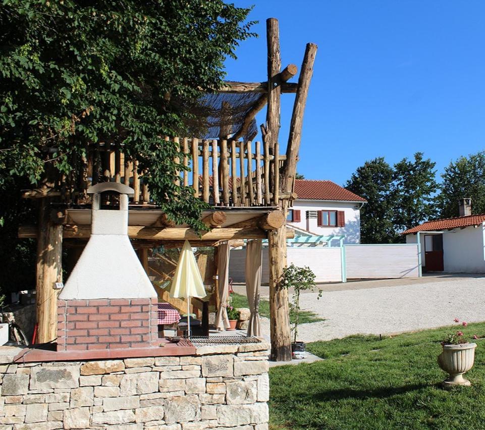 Apartment Modrusani 1561 Žminj エクステリア 写真