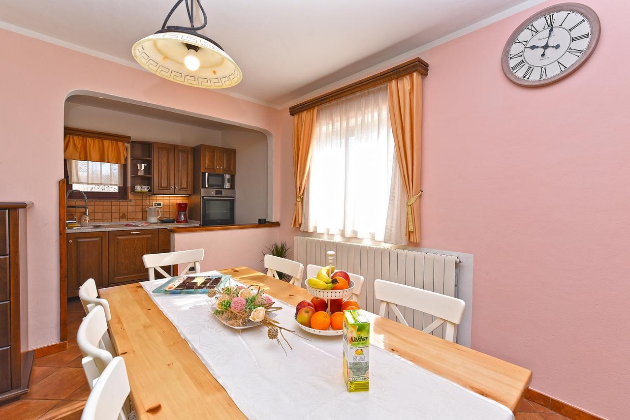 Apartment Modrusani 1561 Žminj エクステリア 写真