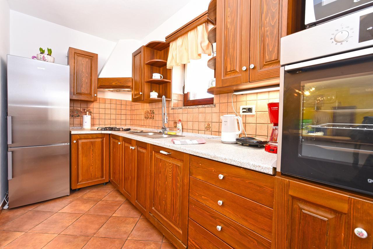Apartment Modrusani 1561 Žminj エクステリア 写真