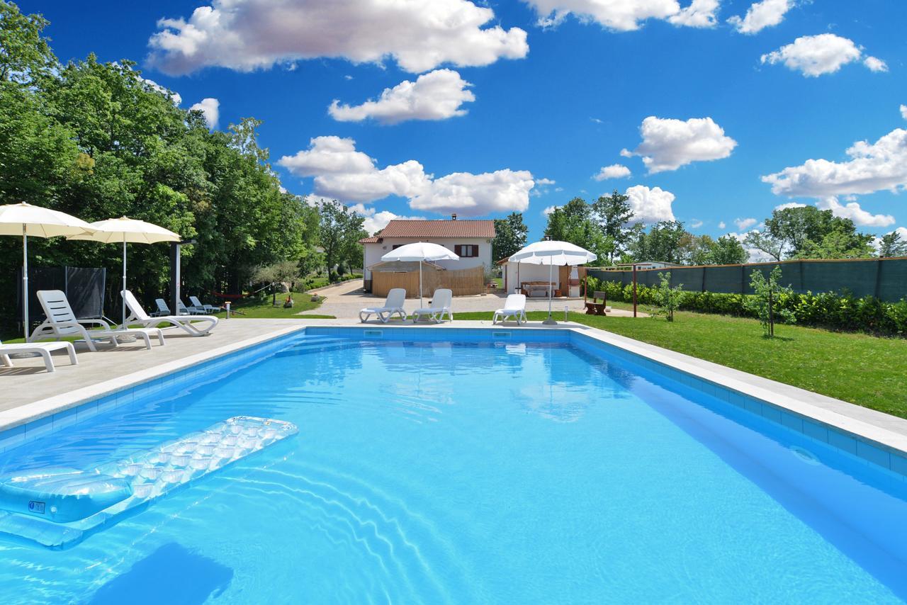 Apartment Modrusani 1561 Žminj エクステリア 写真