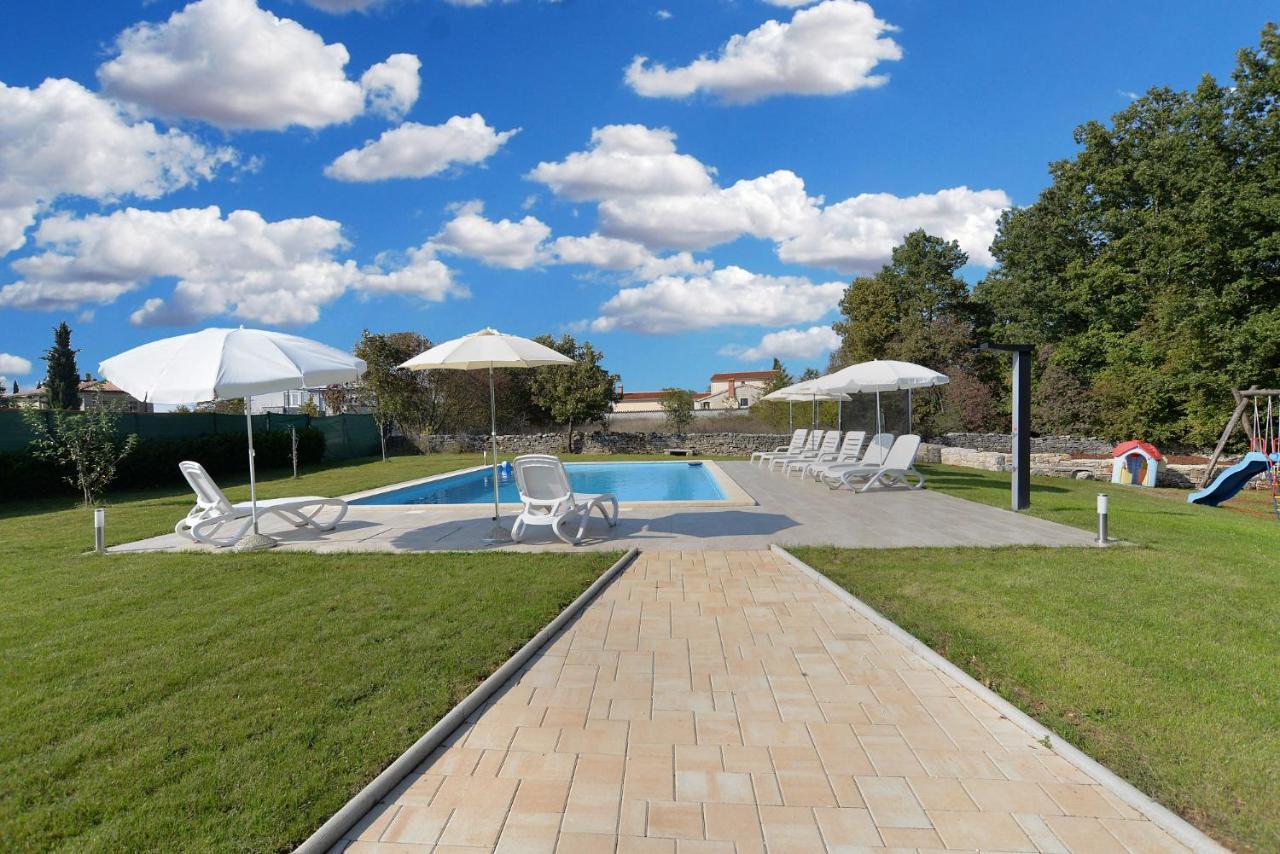 Apartment Modrusani 1561 Žminj エクステリア 写真