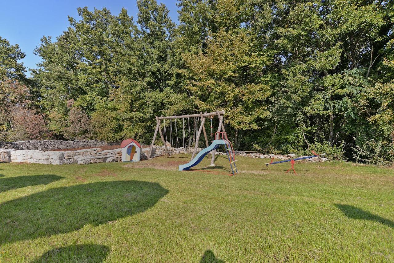 Apartment Modrusani 1561 Žminj エクステリア 写真