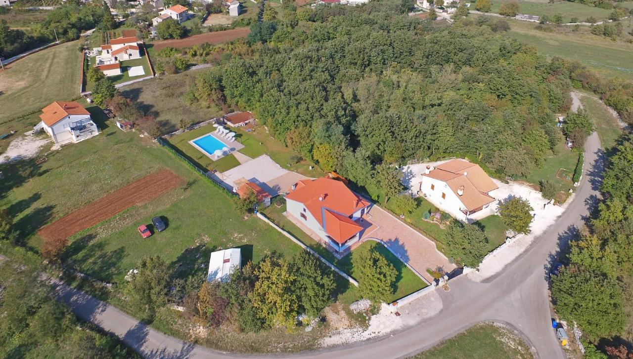 Apartment Modrusani 1561 Žminj エクステリア 写真