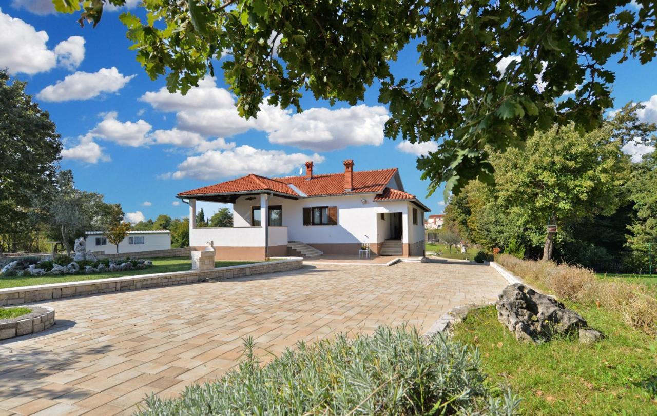 Apartment Modrusani 1561 Žminj エクステリア 写真